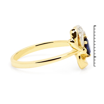 Кольцо из желтого золота с сапфиром бриллиантами