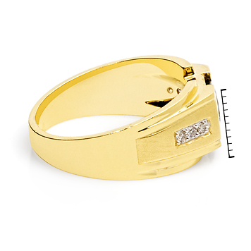 Мужской золотой перстень с сапфиром и бриллиантами